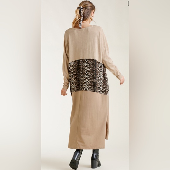 NWT Umgee Animal Print Colorblock Long Sleeve Maxi Dress with Side Slits - Picture 4 of 5